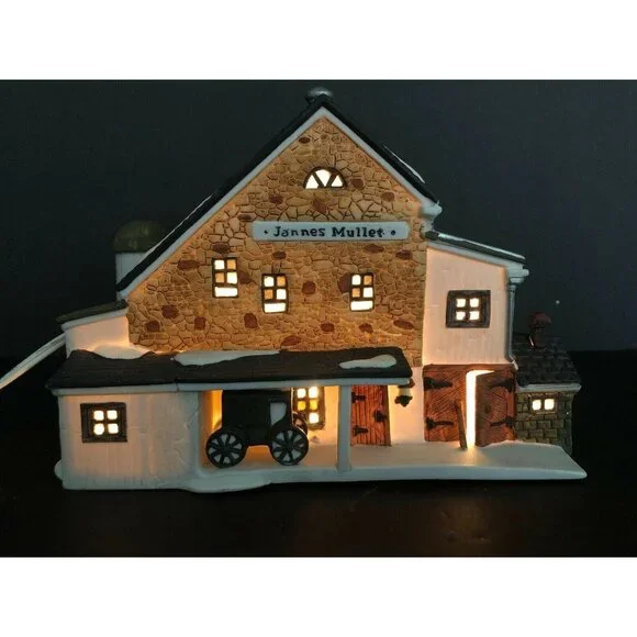 Dept 56 New England Village - Jannes Mullet Amish Barn - Picture 3 of 3